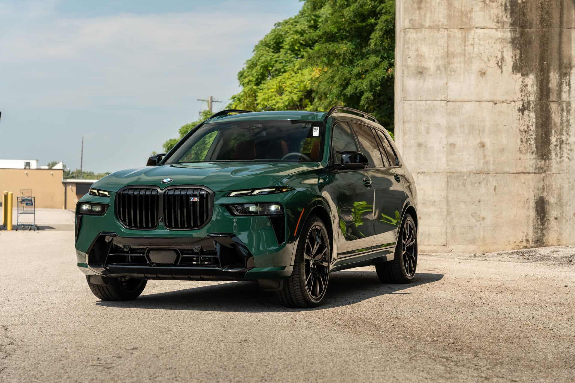 BMW X7 — король премиальных внедорожников