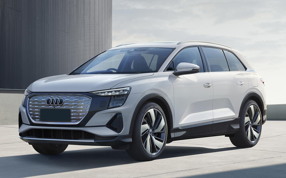 Всё об Audi Q5 e-tron 2023 Star Black