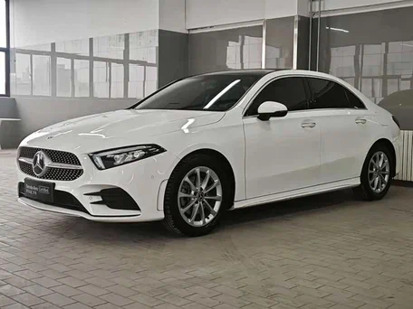 Mercedes-Benz A200d